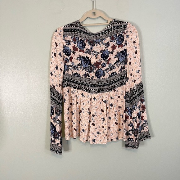 BELLISIMA Tunic S Boho Floral Keyhole Tassel Tie Pleated Dolman Sleeves Pink NWT - Picture 2 of 9